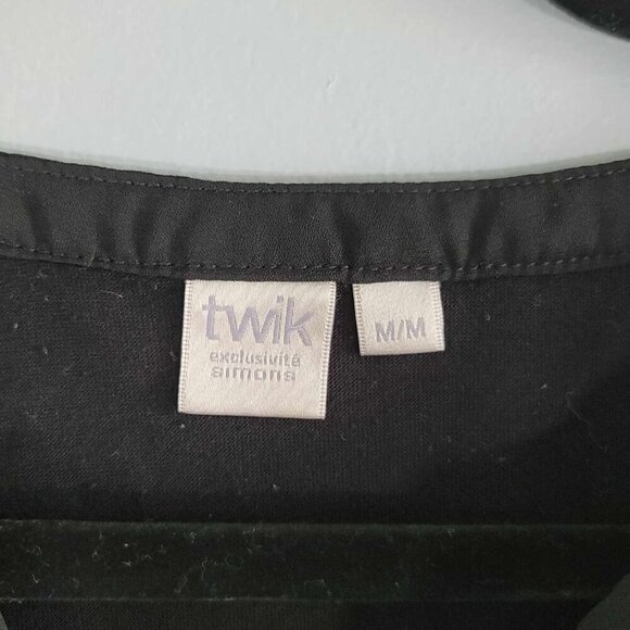 Twix Black Cap sleeve blouse. GUC - Picture 6 of 8